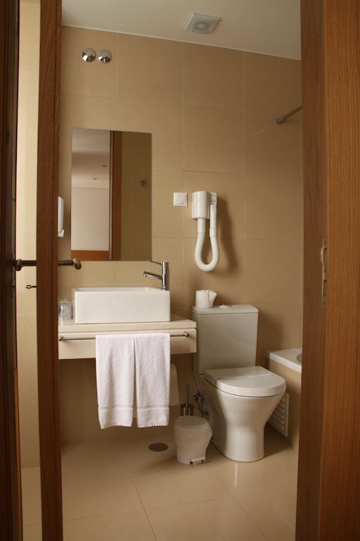 Hotel Zenite Angra do Heroísmo Quarto foto