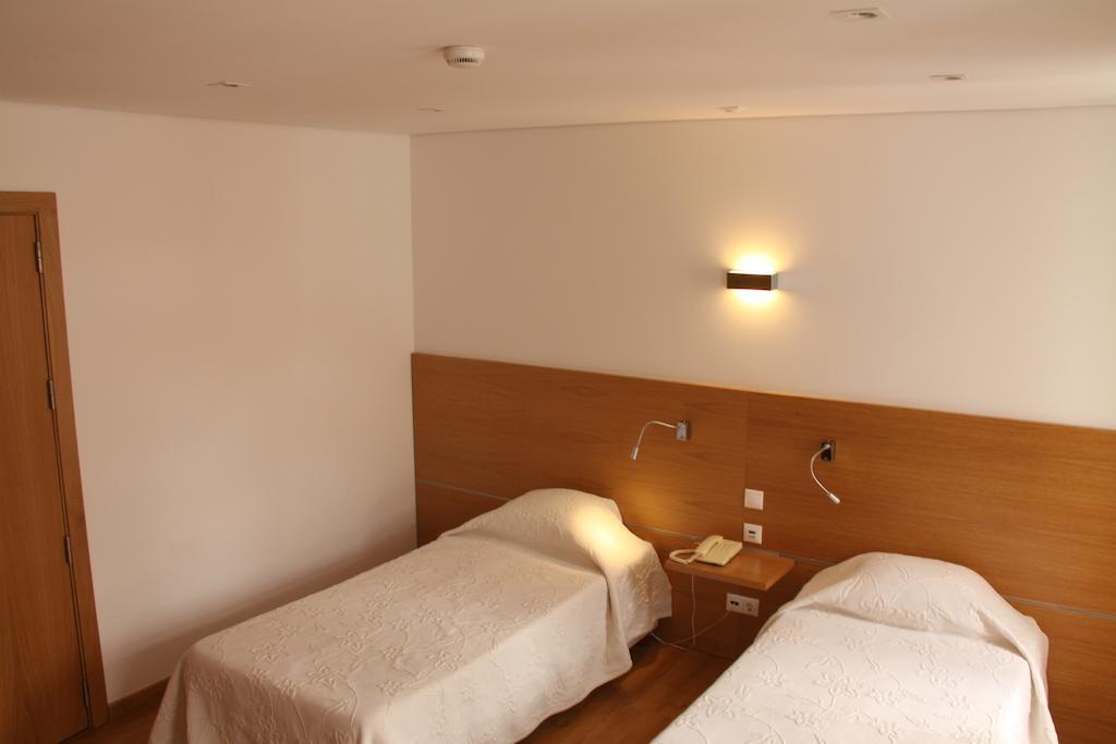 Hotel Zenite Angra do Heroísmo Quarto foto